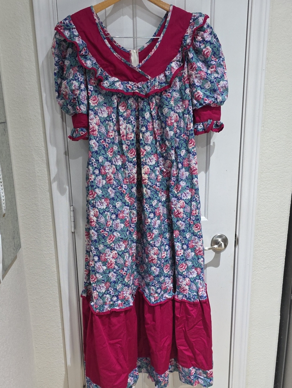 The Hana Hou Collection By Jane M, Vintage 70's Floral Pink and Teal Dress Sz L
